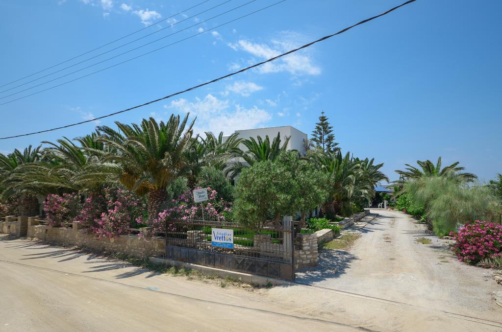 Studios Vrettos Beachfront Hotel Plaka  Luaran gambar