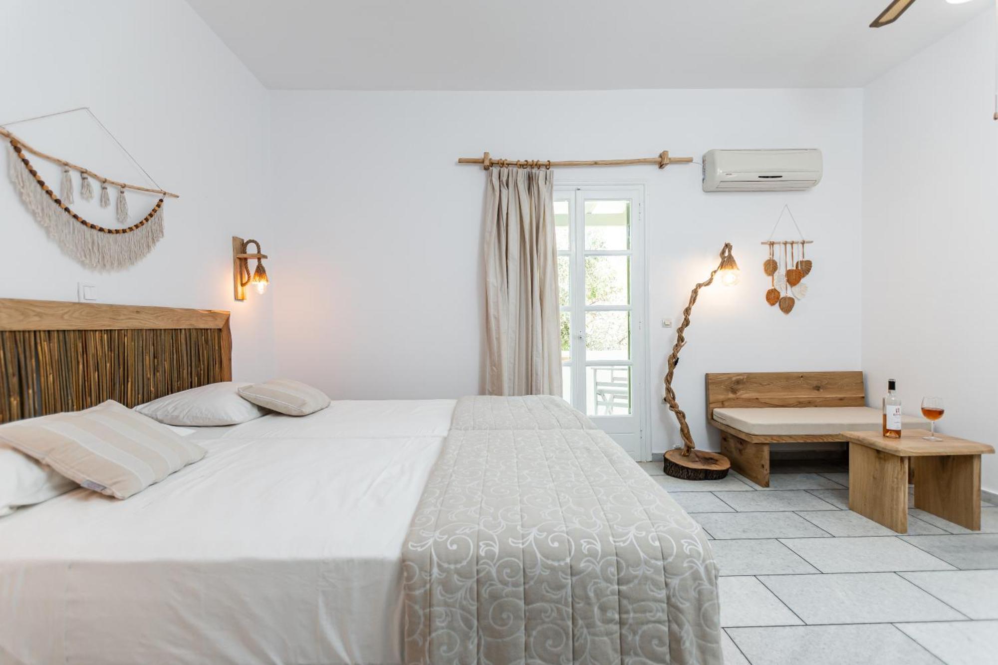Studios Vrettos Beachfront Hotel Plaka  Luaran gambar