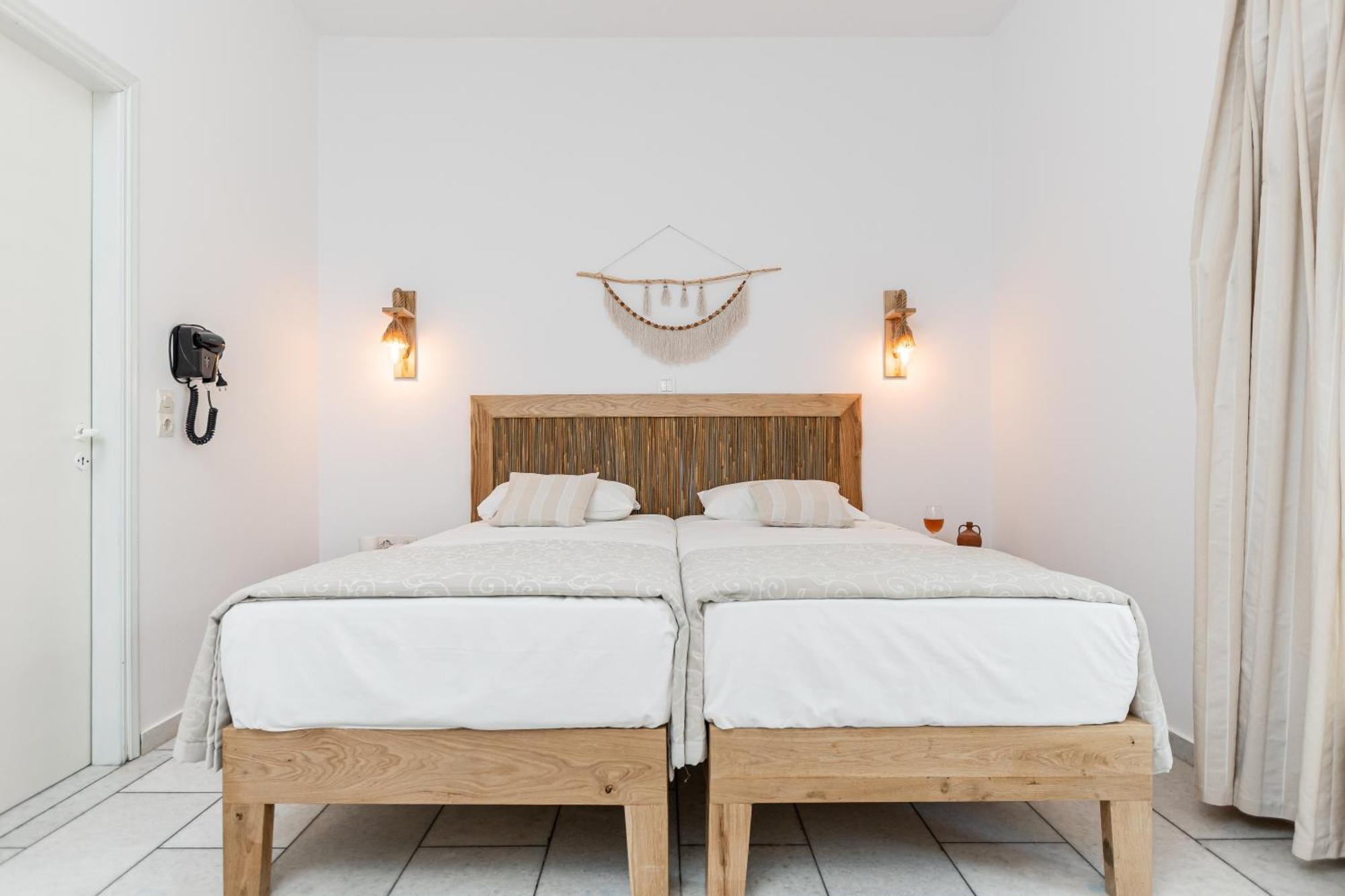 Studios Vrettos Beachfront Hotel Plaka  Luaran gambar