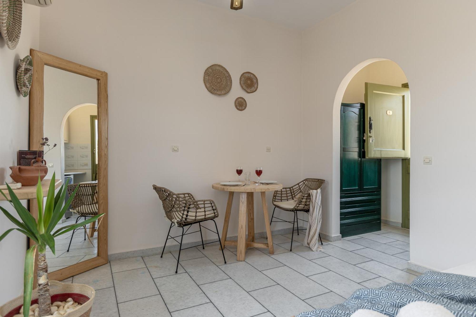 Studios Vrettos Beachfront Hotel Plaka  Luaran gambar